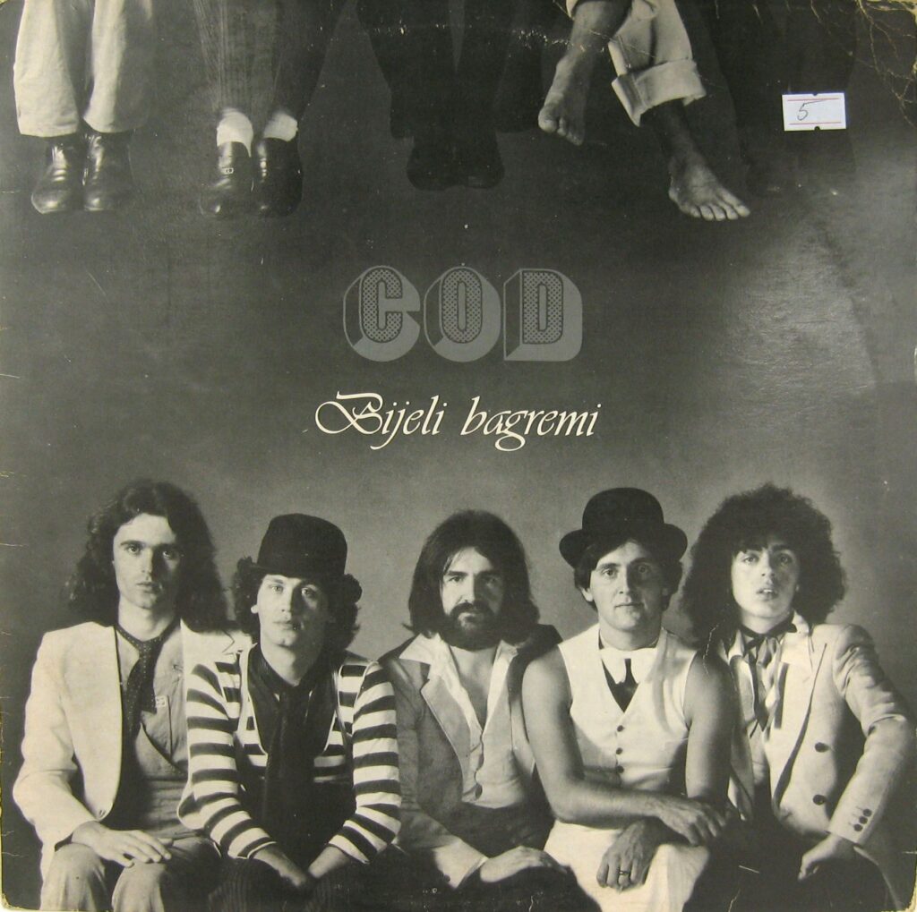 Omot albuma „Bijeli bagremi“ grupe COD iz 1977. godine.